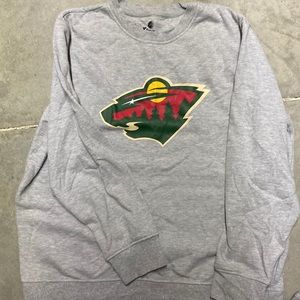 Fanatics 2xl Wild crewneck sweatshirt.